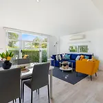 Beachside Villa - Cara - 3 Bdr Villa Plus 1 Bdr Apartment At Sunset Cove Bay With Sea And Mountain Views, 100 Meters To The Swimming Beach